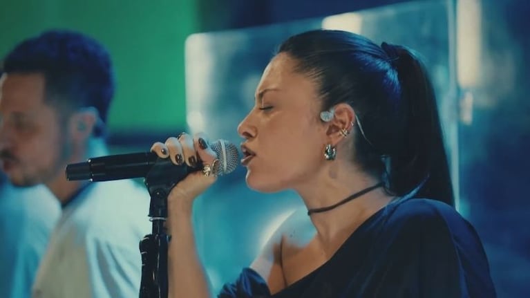 Valentina Márquez presentó su nuevo videoclip desde Sala del Rey.