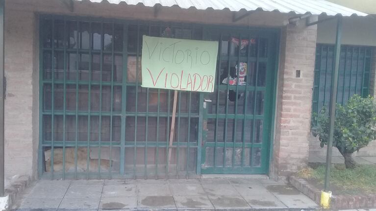 Vecinos atacaron la verdulería.