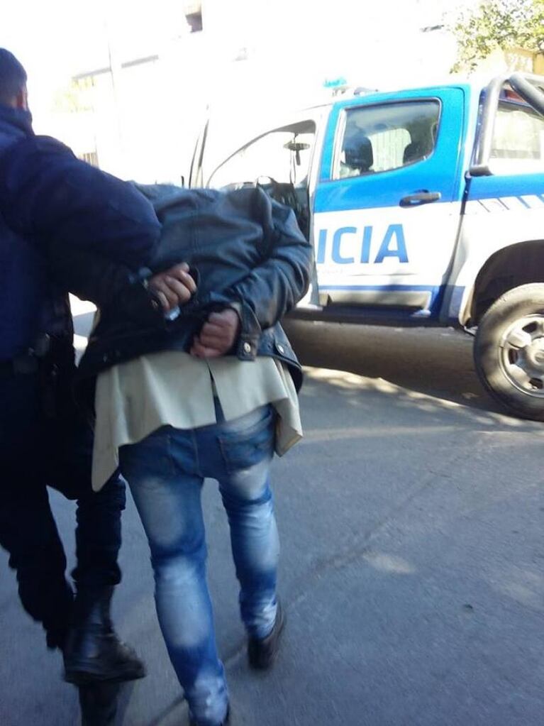 Vecinos atraparon a un ladrón que se hizo pasar por médico