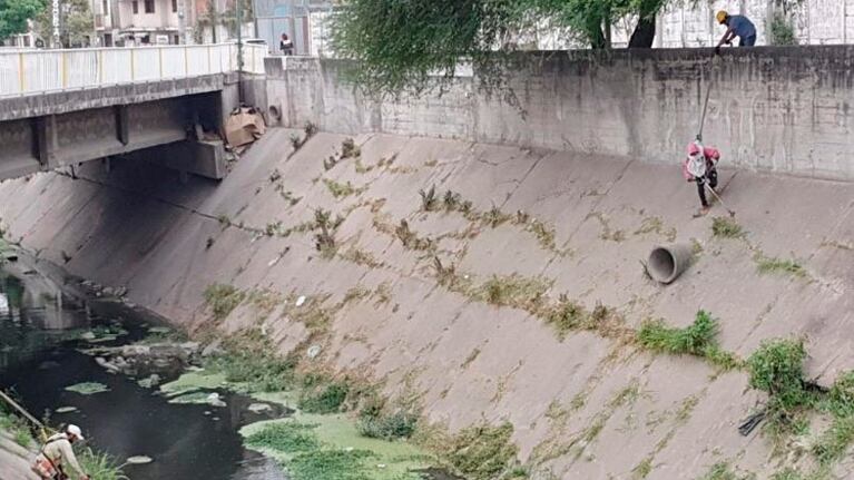 Vecinos desarticularon una fiesta sexual en medio de la ciudad.