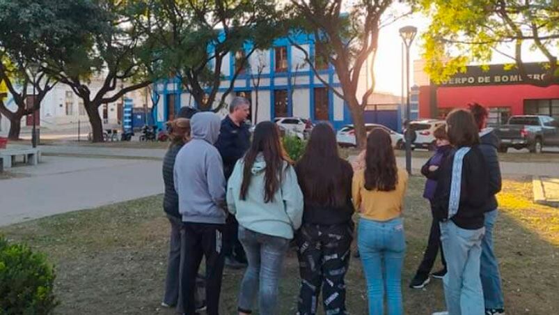 Vecinos pidieron justicia por un caso de abuso sexual a una menor de 15 años en Oliva.