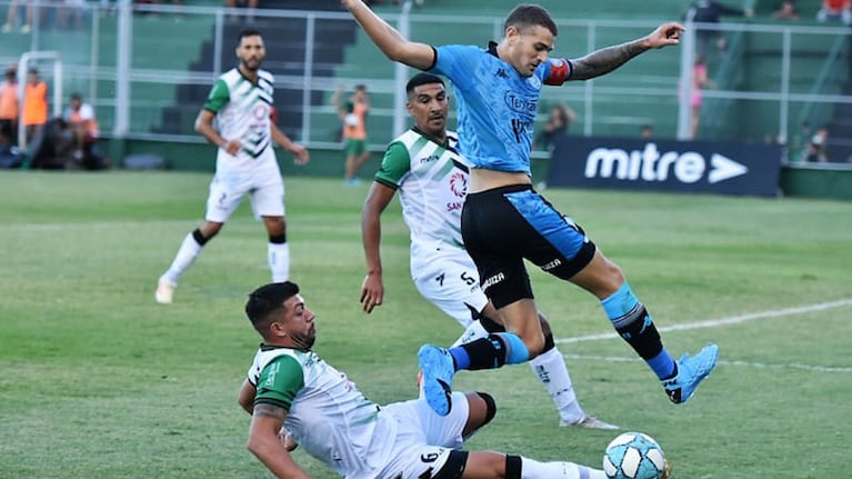 Vegetti, vital. El Celeste lo ganó bien en San Juan. Foto: Belgrano.