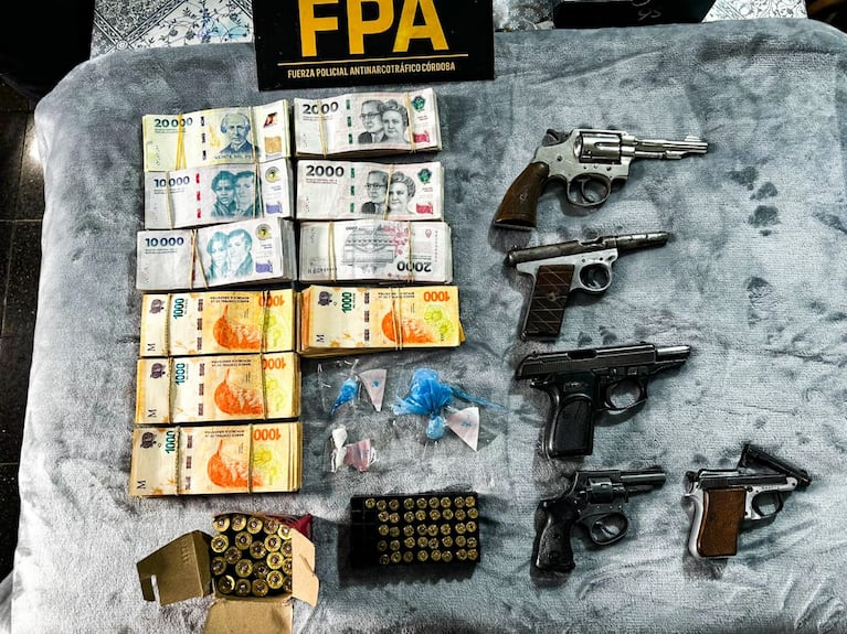 Vendían droga en Córdoba y los detuvieron.