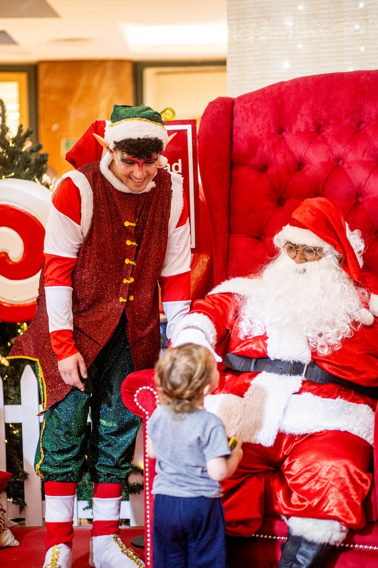 Vení a celebrar la Navidad al Patio Olmos con la llegada de Papá Noel y premios sorprendentes