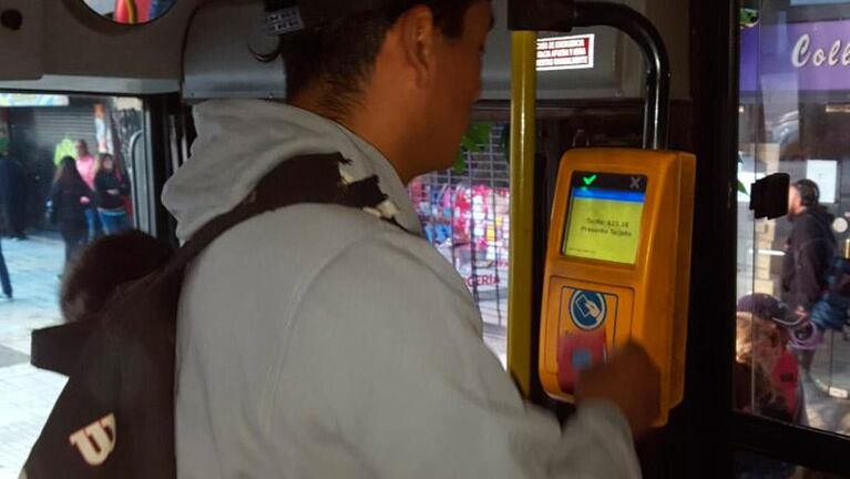 Viajar en colectivo ya cuesta 15,38 pesos en Córdoba