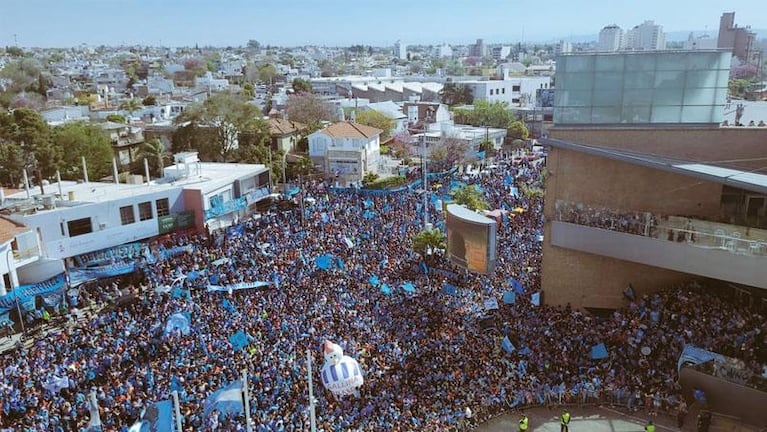 Video: el tremendo banderazo de Belgrano en la previa del clásico ante Talleres