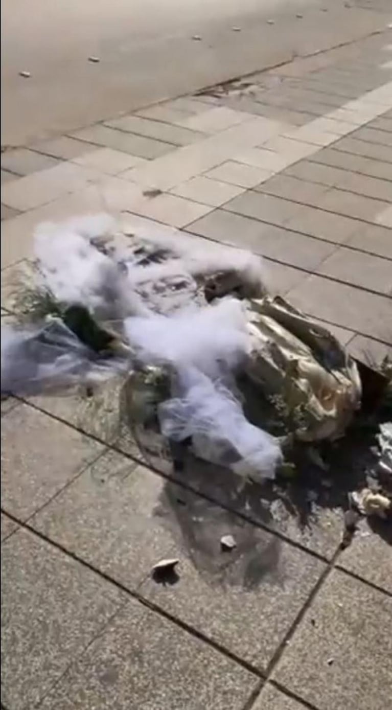 Video: una virgen se cayó antes de iniciar la procesión y quedó destrozada