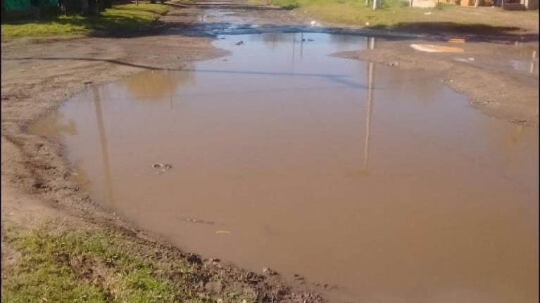 Villa Allende: desde hace meses tienen una laguna en la calle