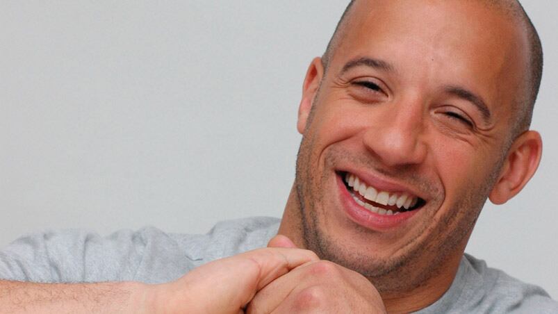 Vin Diesel mostró su panza por las redes sociales.