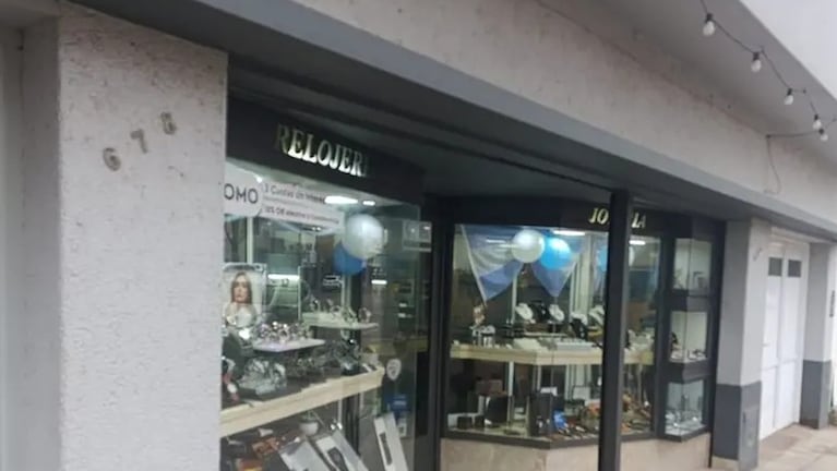 Violento asalto en una joyería de Córdoba (Gentileza: Noticias Corral).