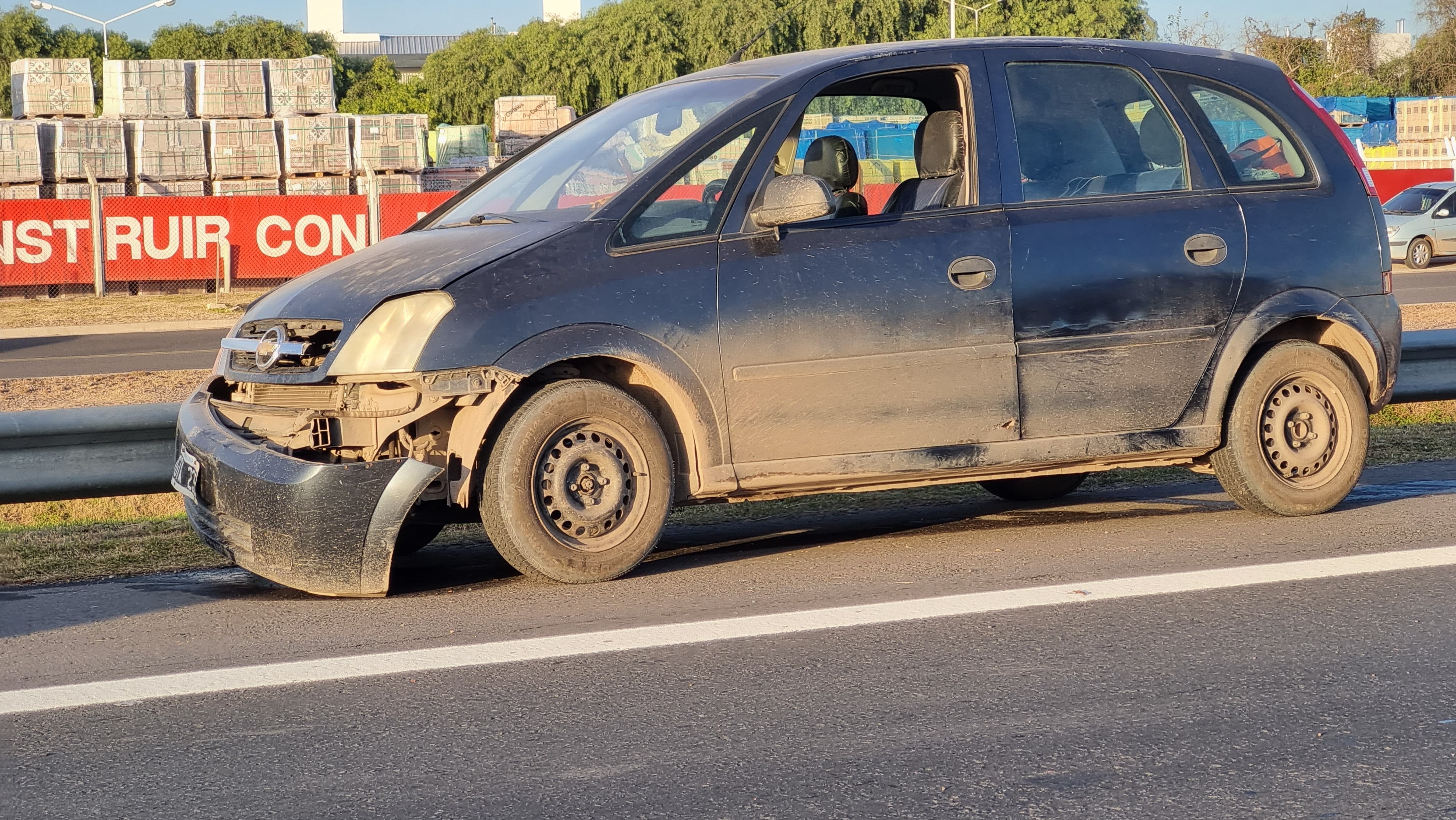 Violento choque múltiple y fatal en avenida Circunvalación.