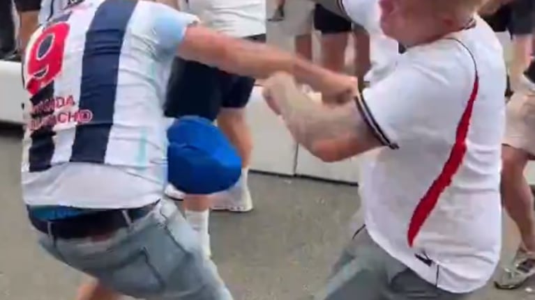 Volaron trompadas en la previa de Argentina-Inglaterra en Atlanta.
