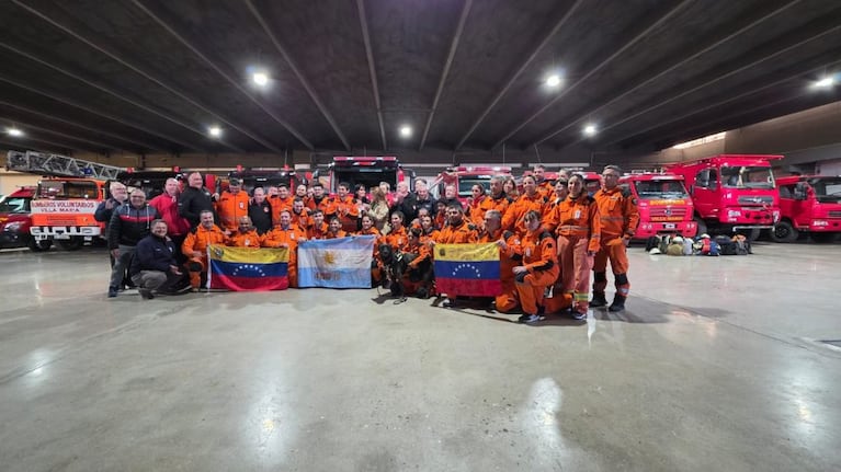 Volvieron a Córdoba los bomberos que ayudaron con los rescates en Venezuela