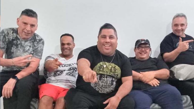 Vuelven los músicos de Rodrigo y buscan cantante