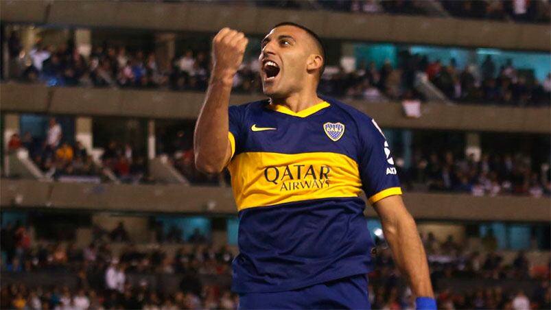 Wanchope, encendido en Ecuador.