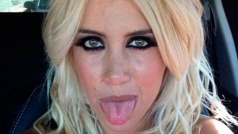 Wanda Nara respondió a las burlas por sus dientes. 