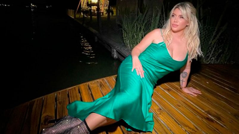 Wanda Nara y un look elegante para Navidad.