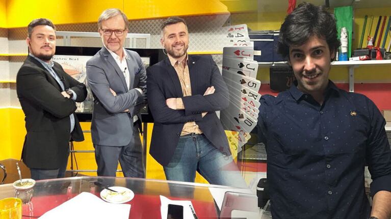Willy Magia mostró su mejor repertorio en el #TercerTiempo.