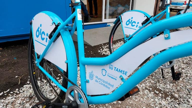 Ya funciona el servicio de bicicletas en Córdoba: cómo usarlas gratis