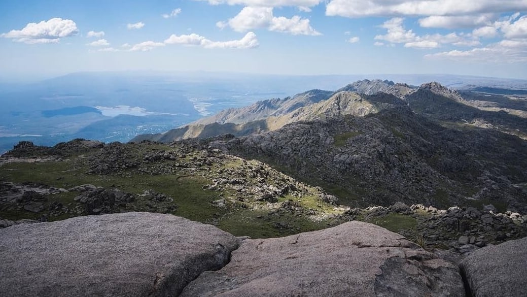 Ya se puede ingresar a los cerros Champaquí y Los Gigantes.