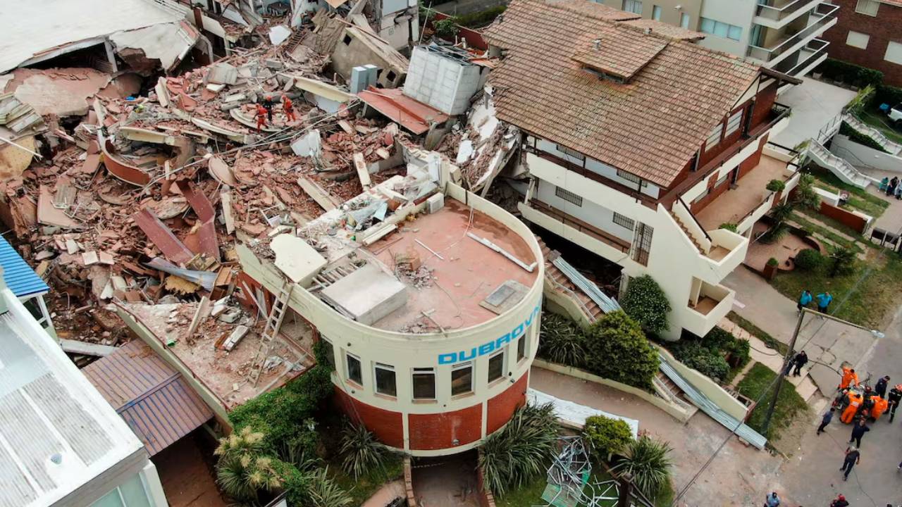 Ya son 6 los muertos por el derrumbe del hotel en Villa Gesell. Foto: Web