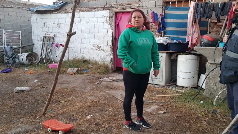 Yamila quiere seguir trabajando para poder darle de comer a sus hijos.