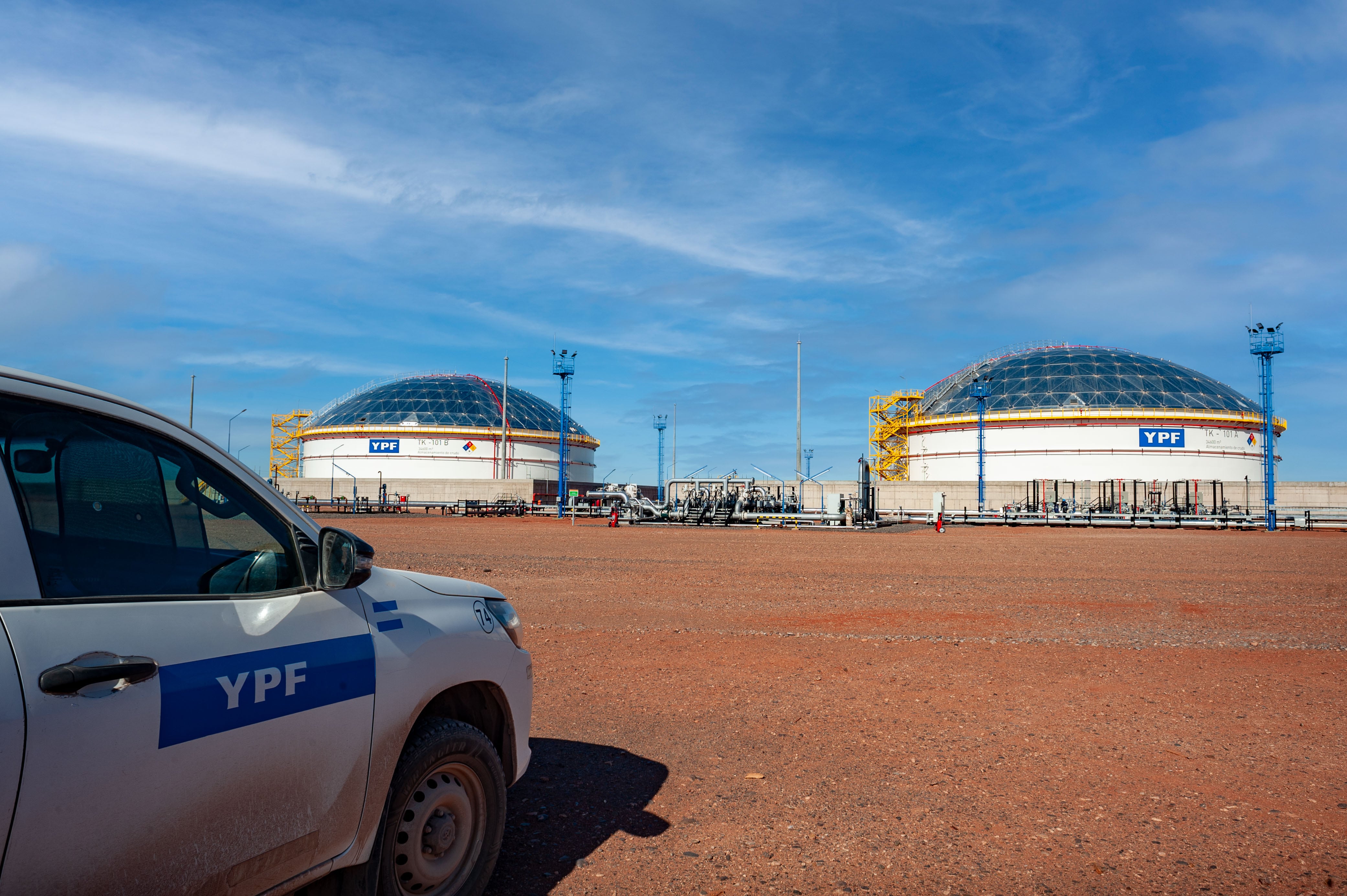 YPF puso en marcha la primera cabecera de despacho de crudo de gran escala en Vaca Muerta