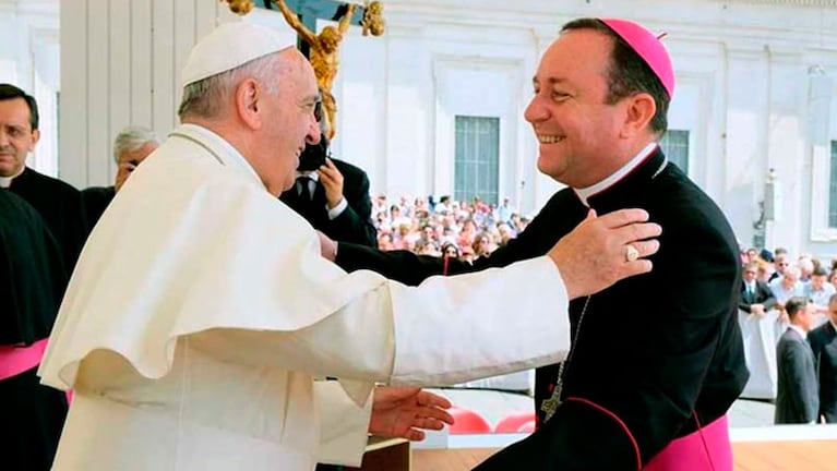 Zanchetta, junto al Papa en sus tiempos de obispo.