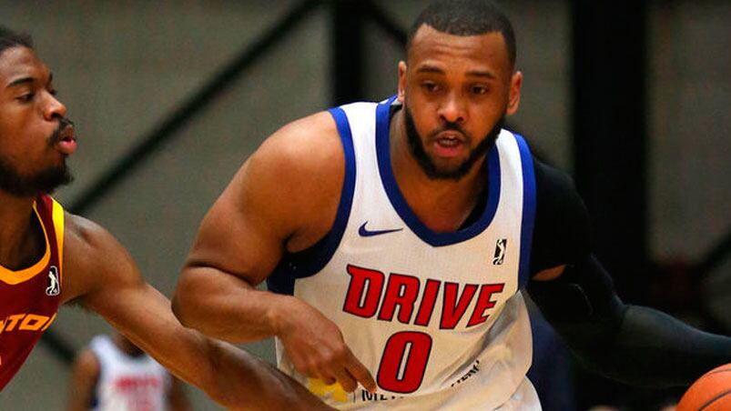 Zeke Upshaw sufrío un ataque cardíaco.