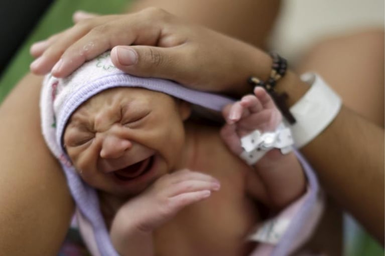 Zika: nació en España el primer bebé con microcefalia
